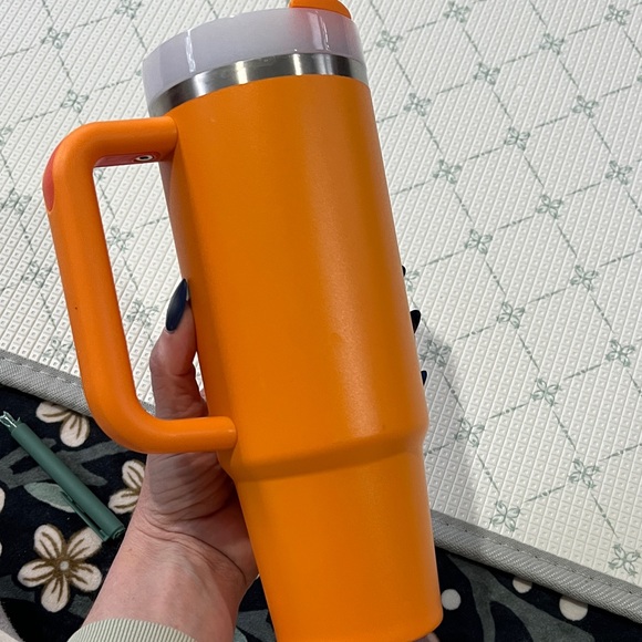 Stanley Vibrant Orange Travel Mug - Picture 6 of 7